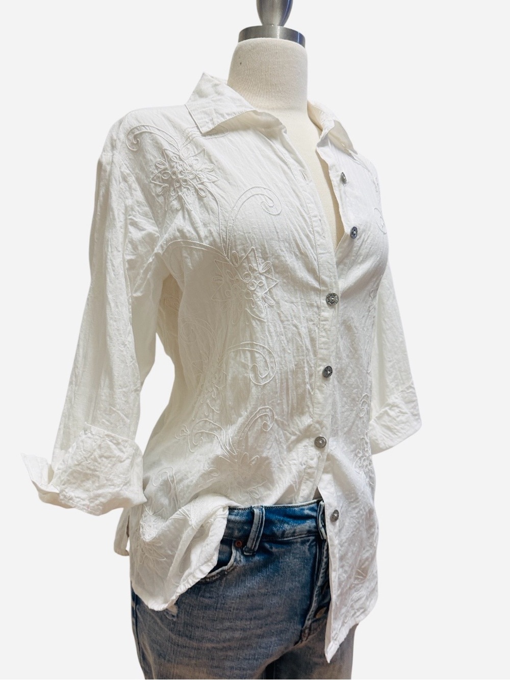 Parsley & Sage White Embroidered Button-Down Shirt - Picture 6 of 6